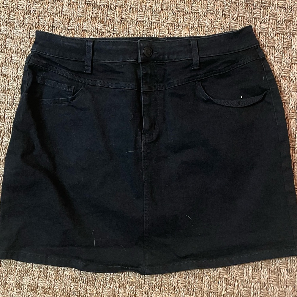 black jean mini skirt